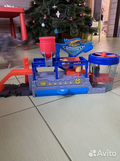 Трек хот вилс автомойка