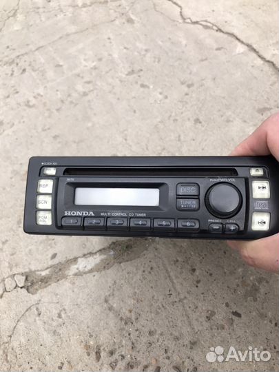Продам магнитолу