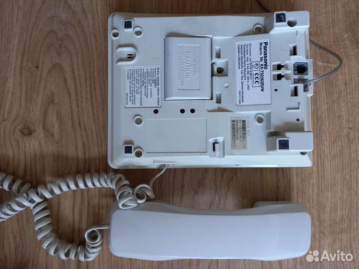 Проводной телефон