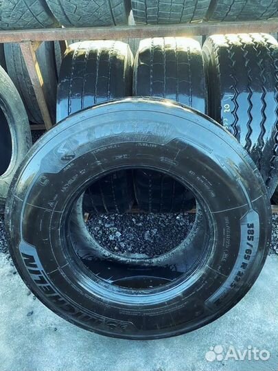 Michelin X multi HL Z 385/65