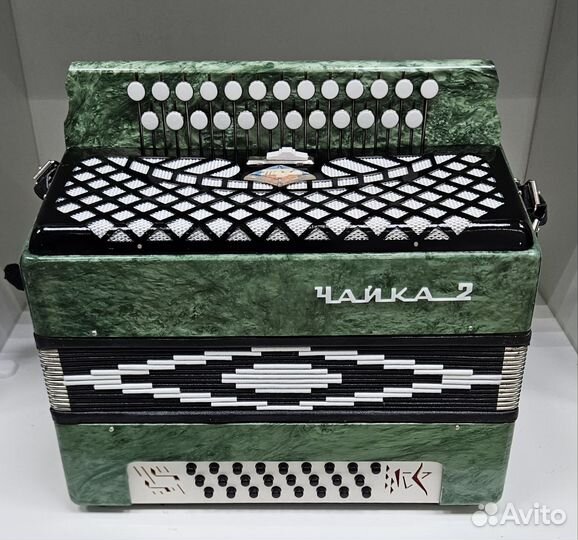 Гармонь Чайка 2