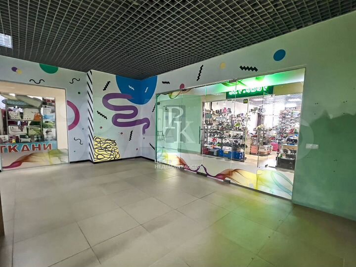 Помещение 28 м2 на первой линии пора