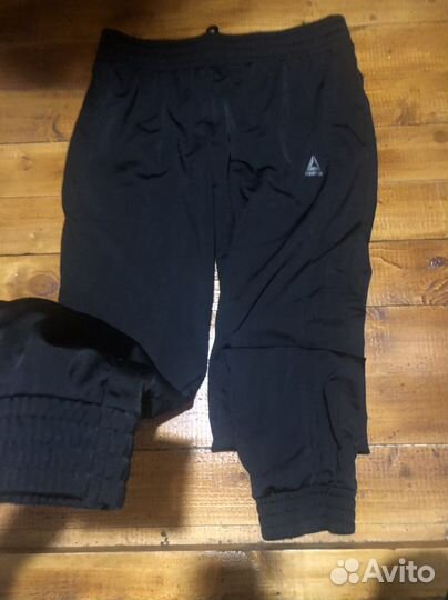 Спотивный костюм ReeBok