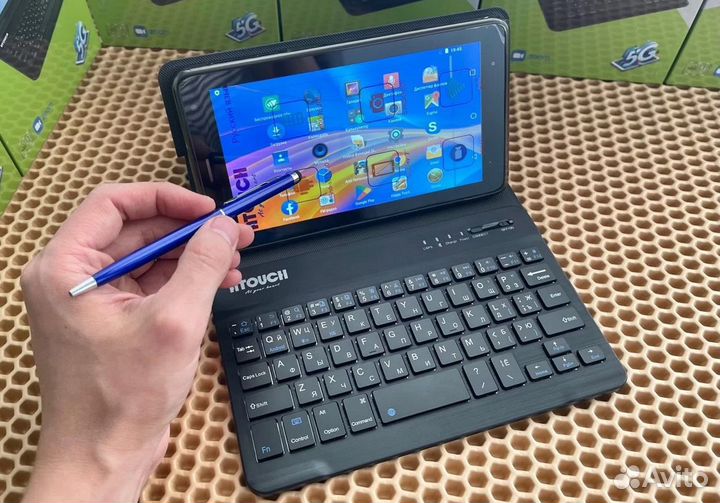 Новый планшет с клавиатурой Atouch x19 mini 7