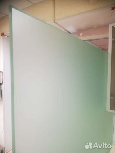 Стекло для зонирования пространства