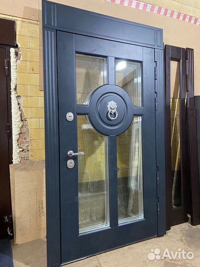 Дверь новая входная