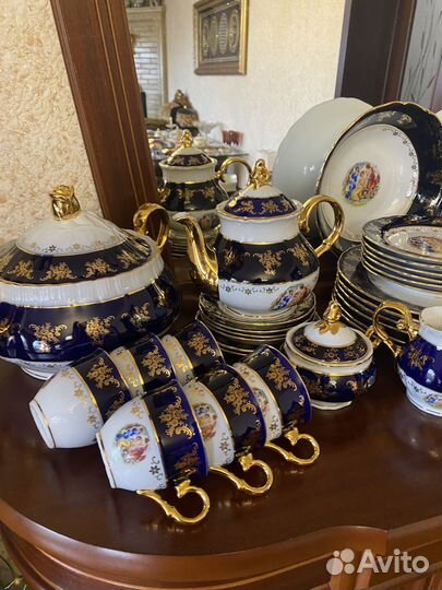 Сервиз чайный и столовый Мадонна