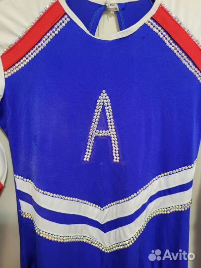 Костюм для выступлений чирлидинга