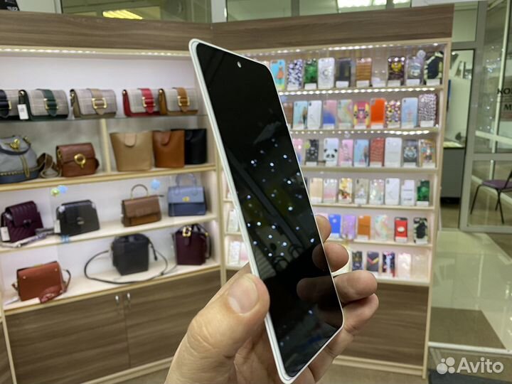 Защитное стекло на xiaomi redmi note 9 pro