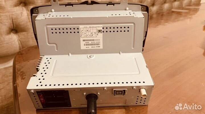 Штатная магнитола vesta