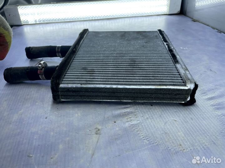 Радиатор печки Nissan Wingroad Y11