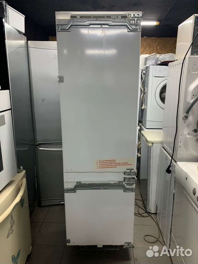 Встраиваемый холодильник Siemens