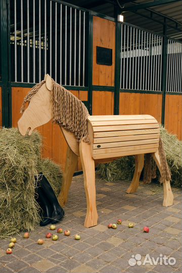 Деревянная лошадка