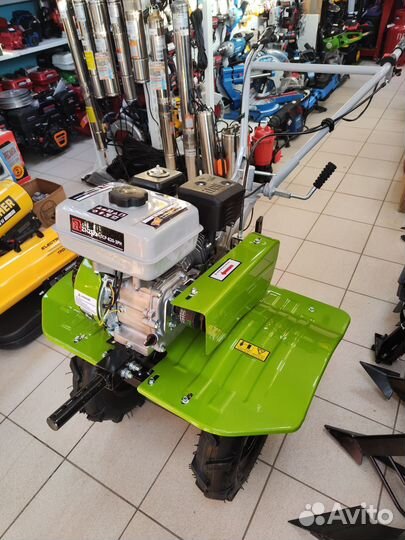 Мотоблок Пахарь 8 л.с