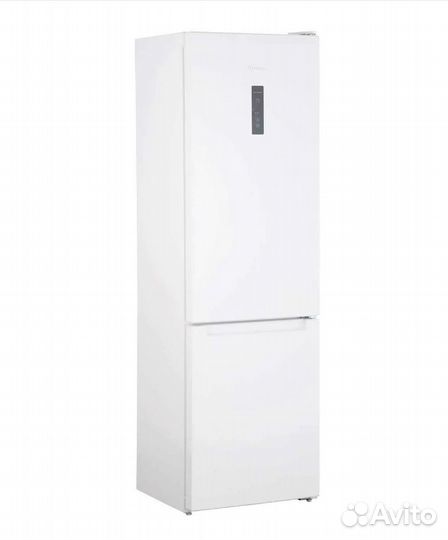 Холодильник Indesit ITS 5200 W белый