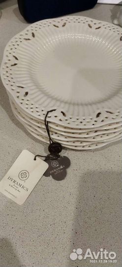 Фарфоровые тарелки