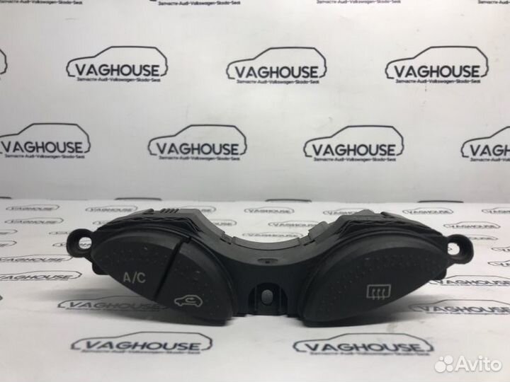 Кнопка обогрева стекла Ford Focus MK 1 2002