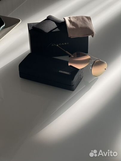 Солнцезащитные очки bvlgari зеркальные авиаторы
