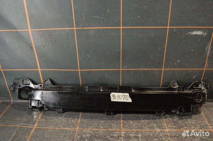 Усилитель бампера заднего - Hyundai Genesis