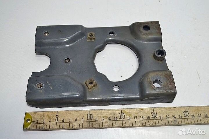 Кронштейн крепления фары, левой volvo FH16 (01.93)