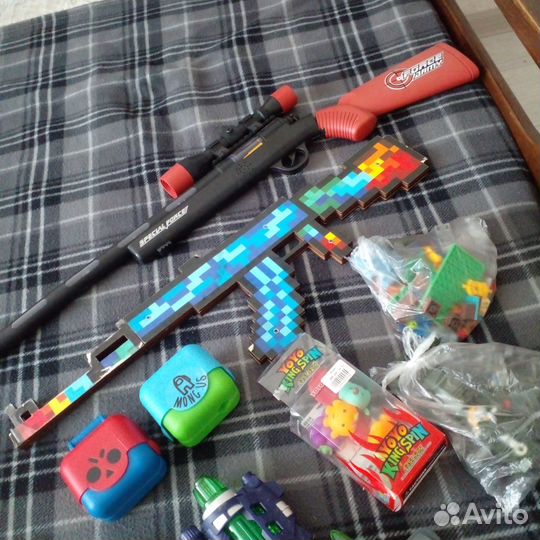 Набор игрушек. Лего