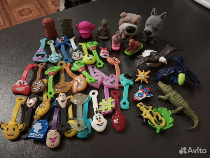 Скрепыши и игрушки из киндера