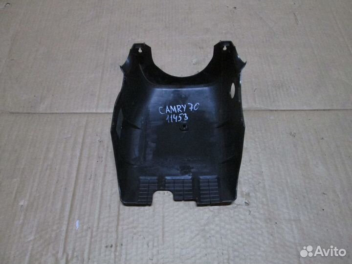 Накладка колонки рулевой Toyota Camry V70 Тойота