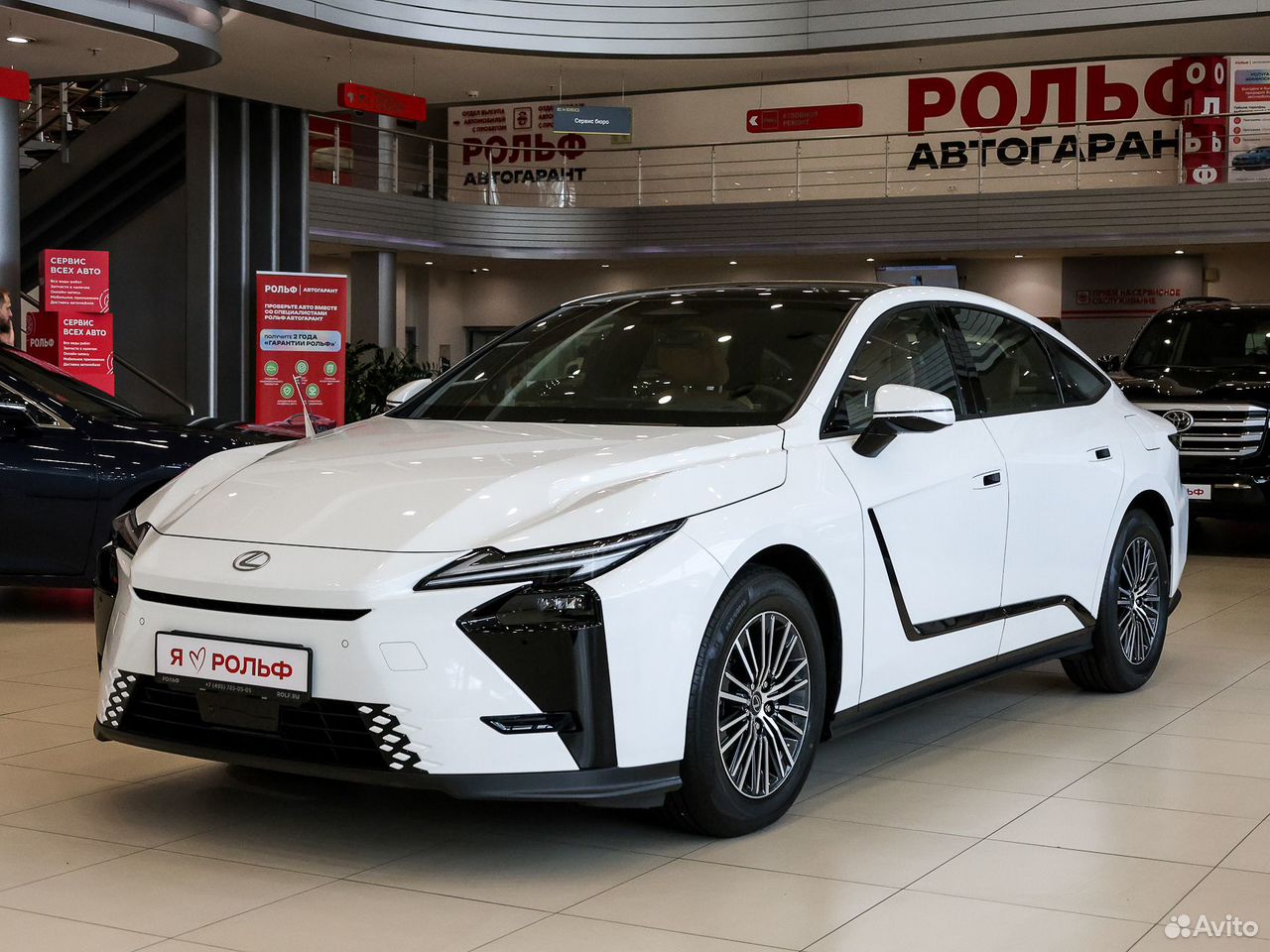 Lexus ES 2.0 CVT, 2026