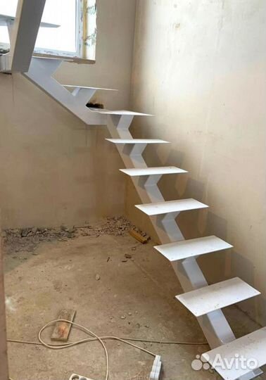 Металлокаркасов лестниц Изготовление