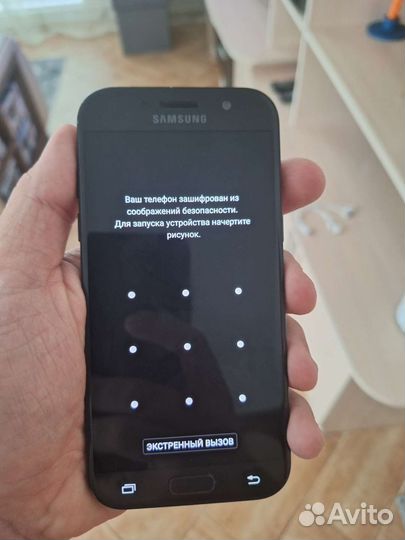 Телефон Samsung galaxy a5 2017