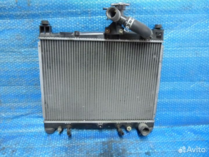 Радиатор основной Toyota Ist NCP60 тойота