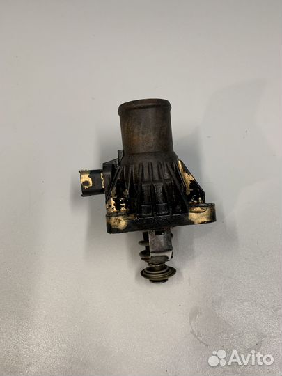 Корпус термостата Opel Astra J 55587349