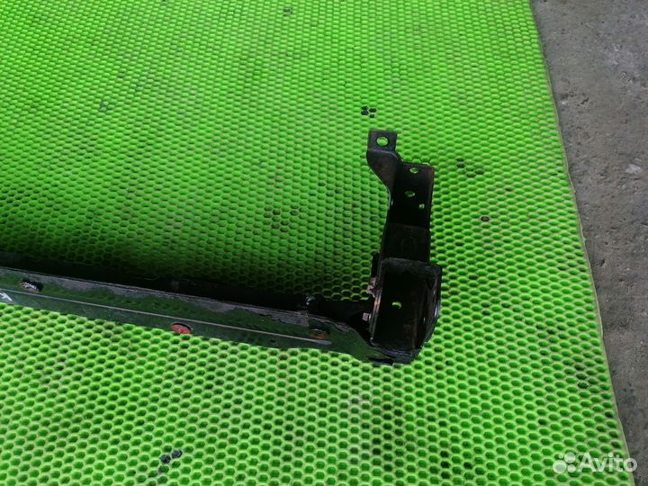 Балка радиаторная на Ford Kuga 2013-2019