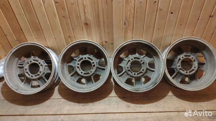 Колесные диски r16 литые