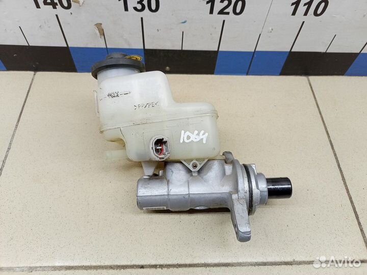 Цилиндр тормозной главный RAV 4 2013