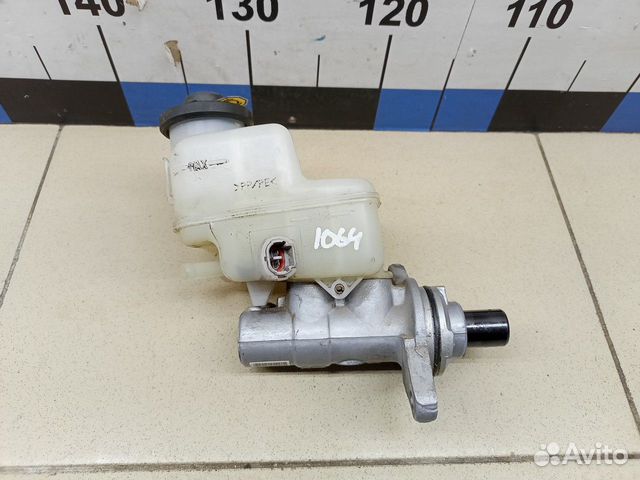 Цилиндр тормозной главный RAV 4 2013