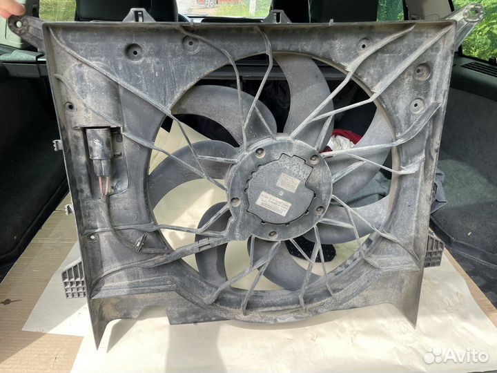 Вентилятор радиатора Volvo xc90