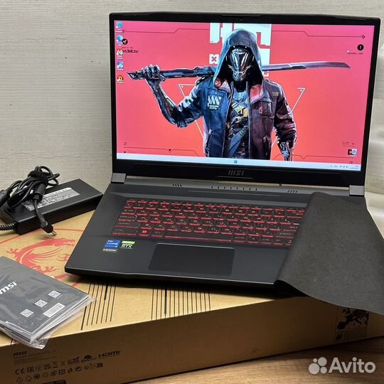 Новый MSI 17.3 144Hz I5-12450H/16GB/RTX 3050/SSD