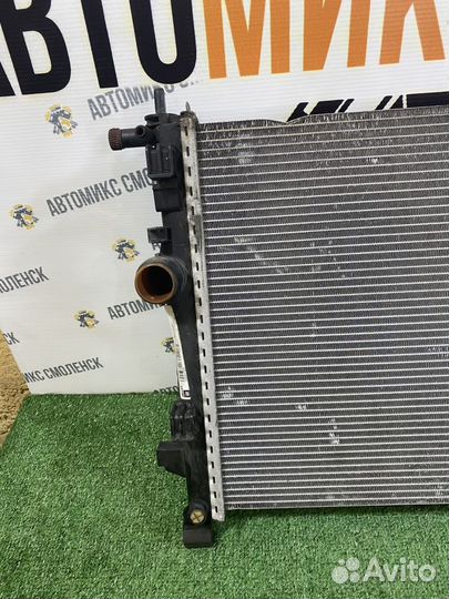 Радиатор основной Opel Insignia 1