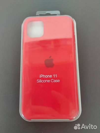 Силиконовый чехол на iPhone 11 красный