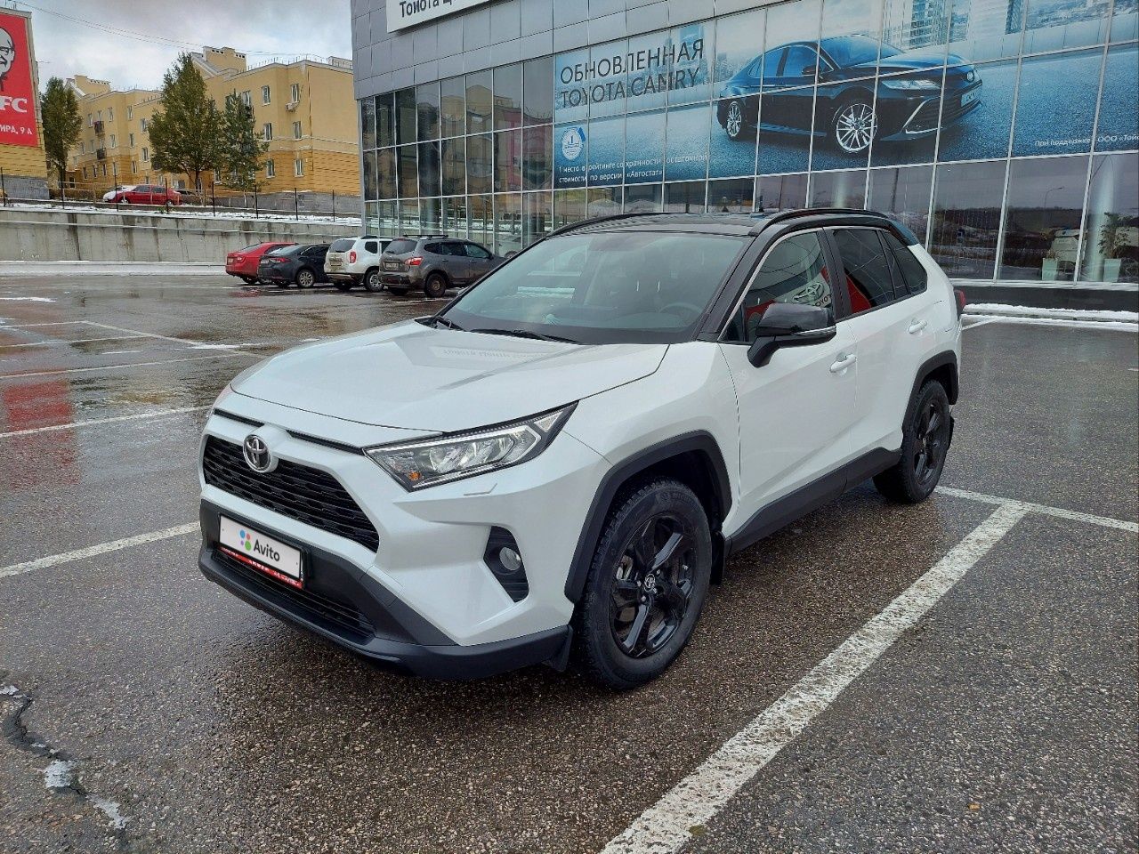 Toyota RAV4: фото владельца