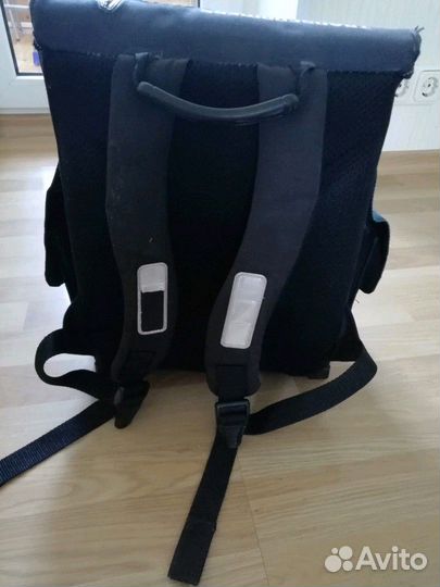 Рюкзак школьный