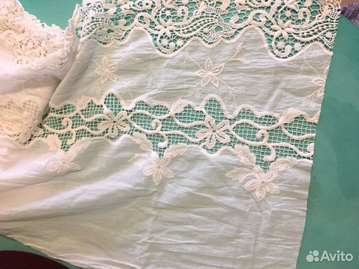 Кружево на батисте