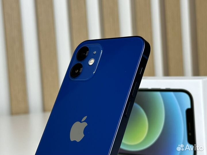 iPhone 12, 64 ГБ