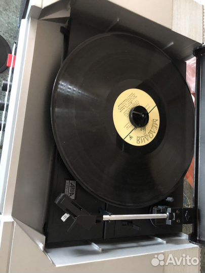 Виниловый проигрыватель: СССР