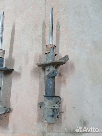 Амортизатор Honda crv 3