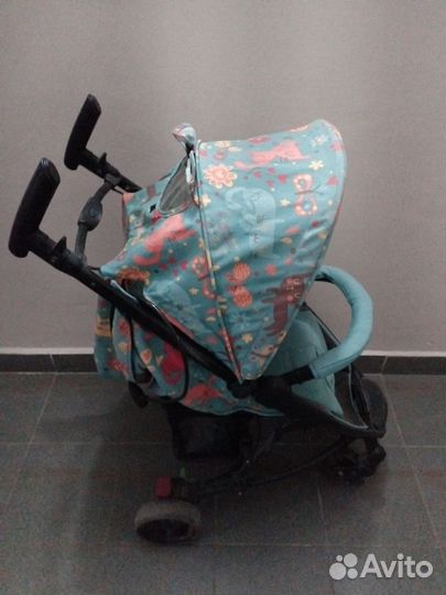 Прогулочная коляска