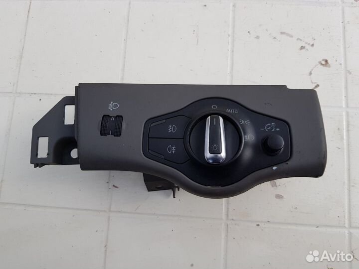 Блок света Audi A4 B8 2008 1.8 МКПП