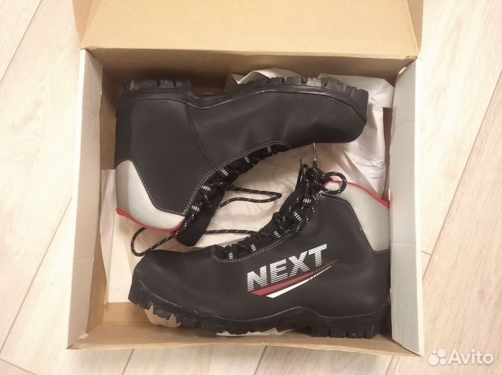 Готовый лыжный комплект (ботинки и крепления)
