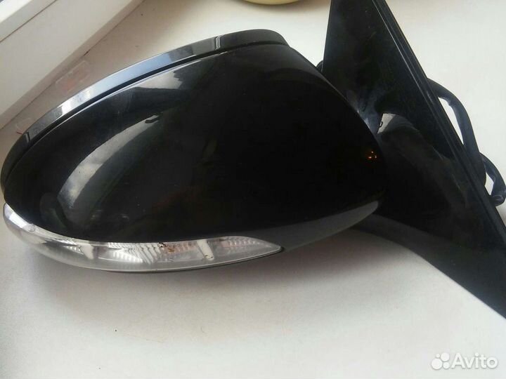 Зеркало заднего вида
